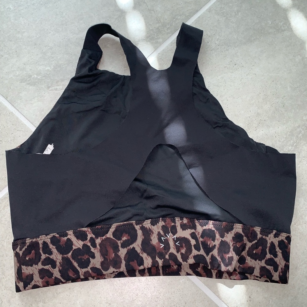 Varley leopard bra and legging set S - Picture 3 of 7